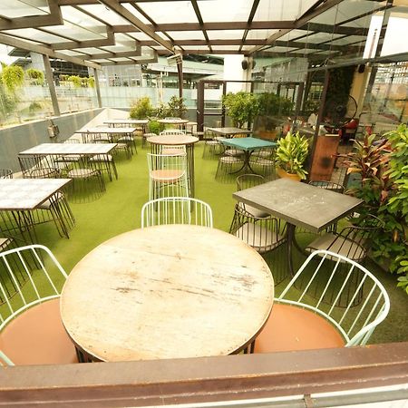Hotel Vaishnavi Residency Bangalore Exterior foto